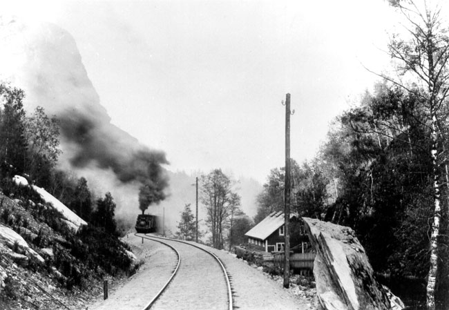 Halmstad - Nssj Jrnvgar, HNJ, Taberg 1895