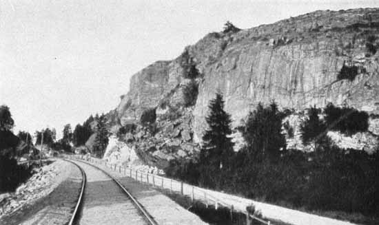 LyJ line at Uteby pass