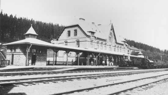 View over Örnsköldsviks station. 