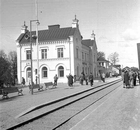 Enkping station