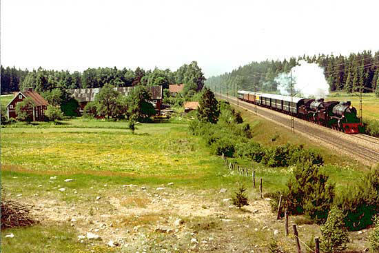 SJ A8 1807 0ch 1808  Gteborg-Stockholm 1981-06