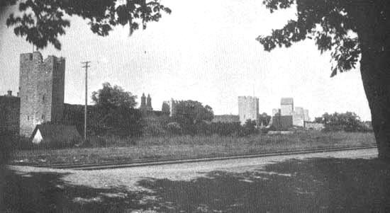 Gotlands rail-way outside Visby