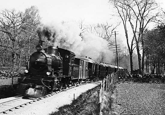 KBJ passenger train pulled by KBJ engine No 21